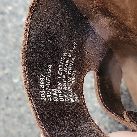 Leather Sandals - Picture 6 of 6